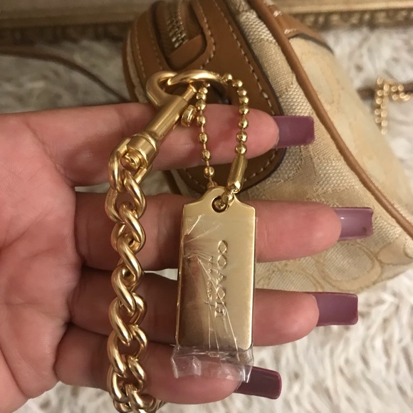 Crossbody new - Picture 3 of 7